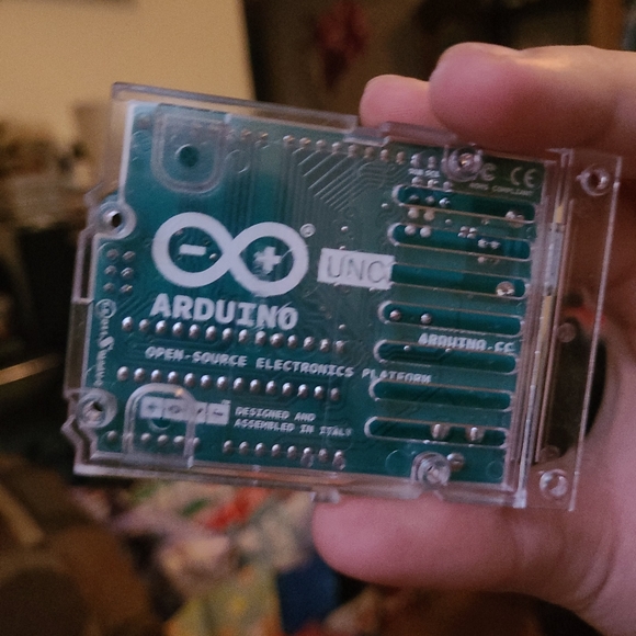 Genuine Arduino Uno R3 - Picture 2 of 5